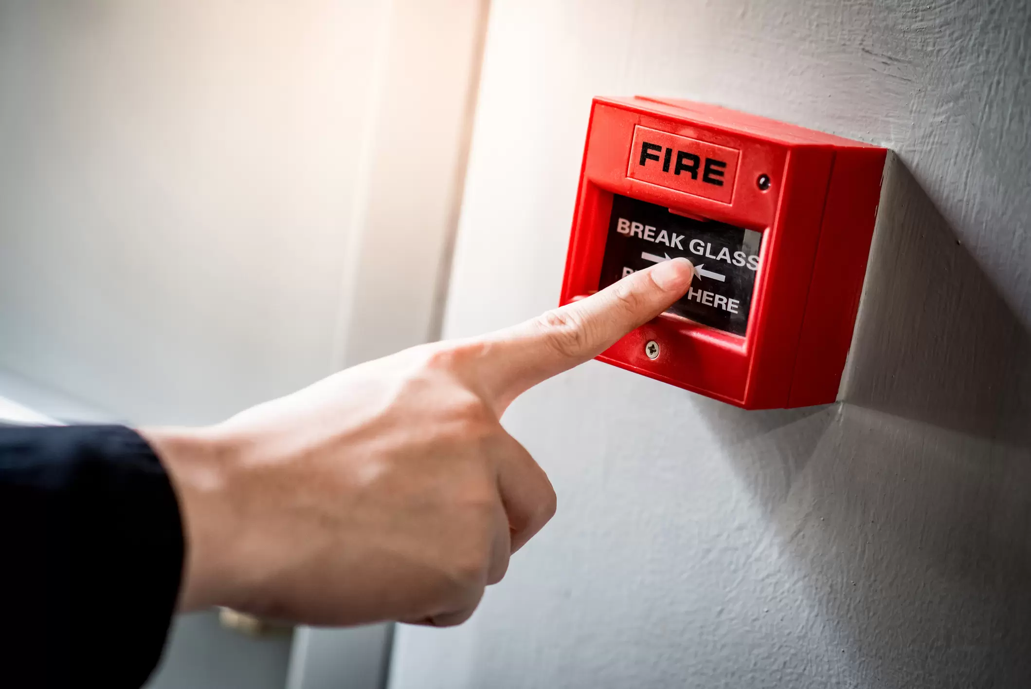 Looking for a reliable Fire Alarm System in Noida? Innovative Fire Protection offers design, installation, and AMC services with IS-approved, addressable